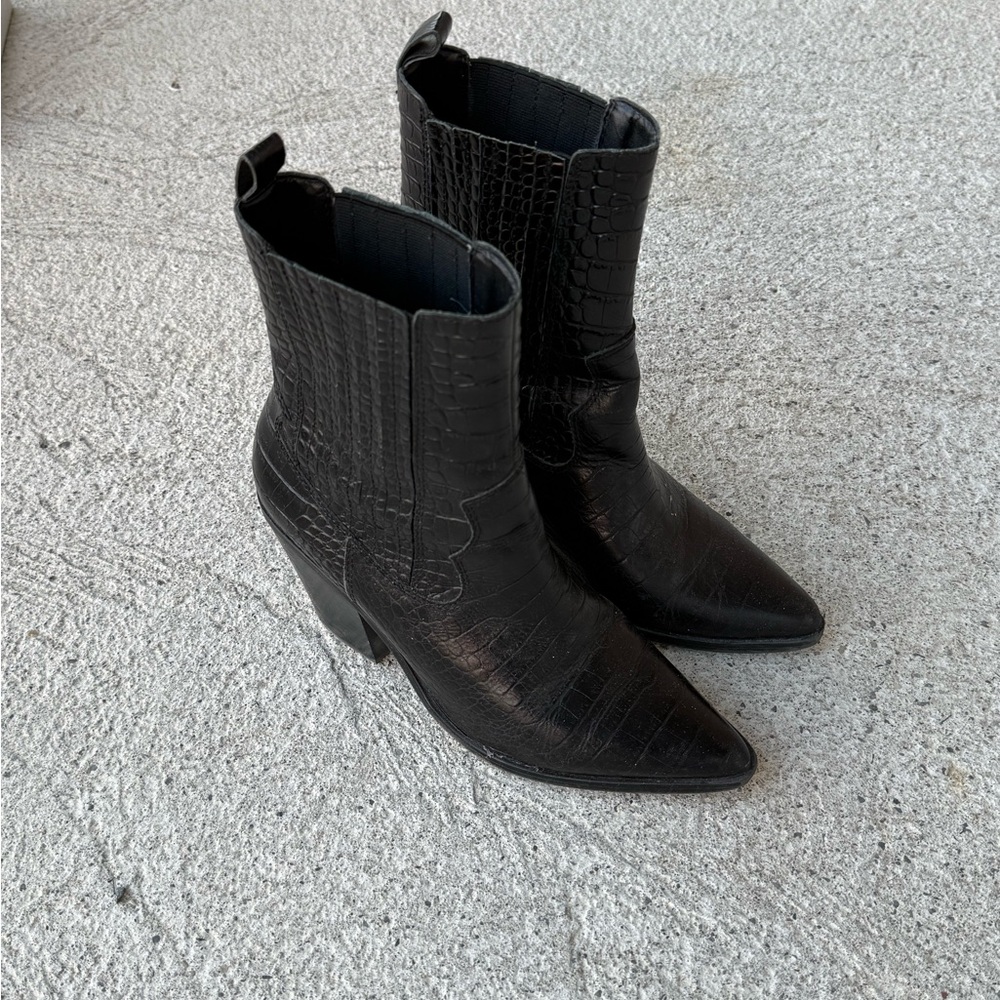 Aldo Black Croc-Patterned Heeled Boots